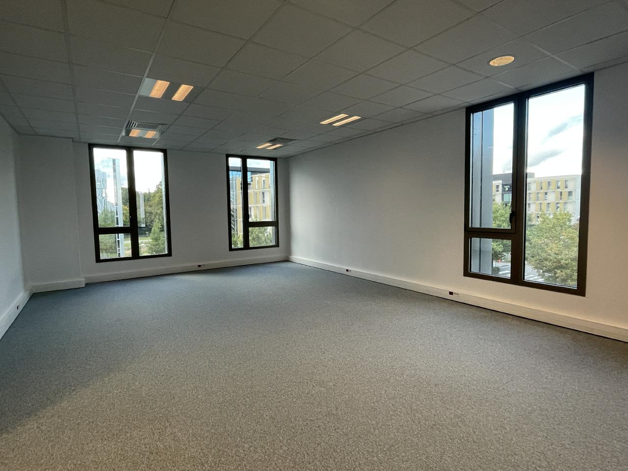 Bureau Cesson-Sévigné 657m² Location bureau Cesson-Sévigné Ille-et-Vilaine OLBUR2316953 8